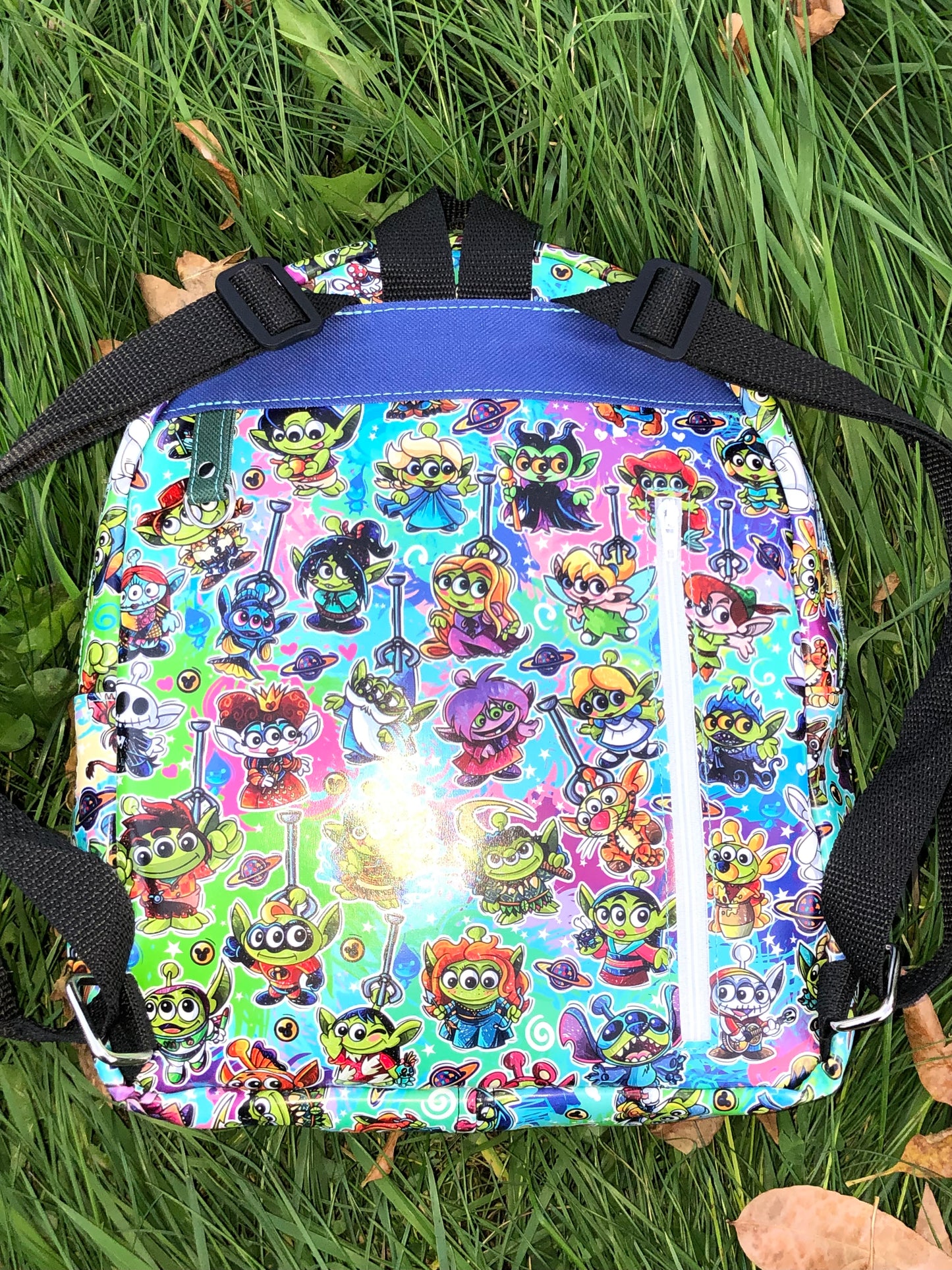 Genesis Mini Backpack “Aliens”